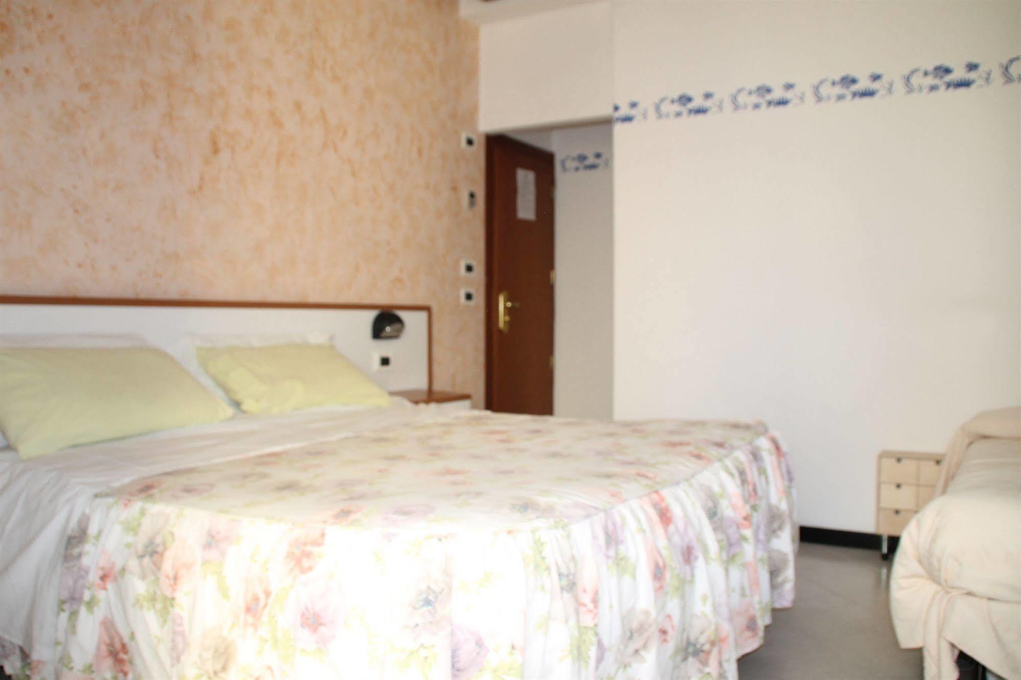 Brotas Hotel 3*