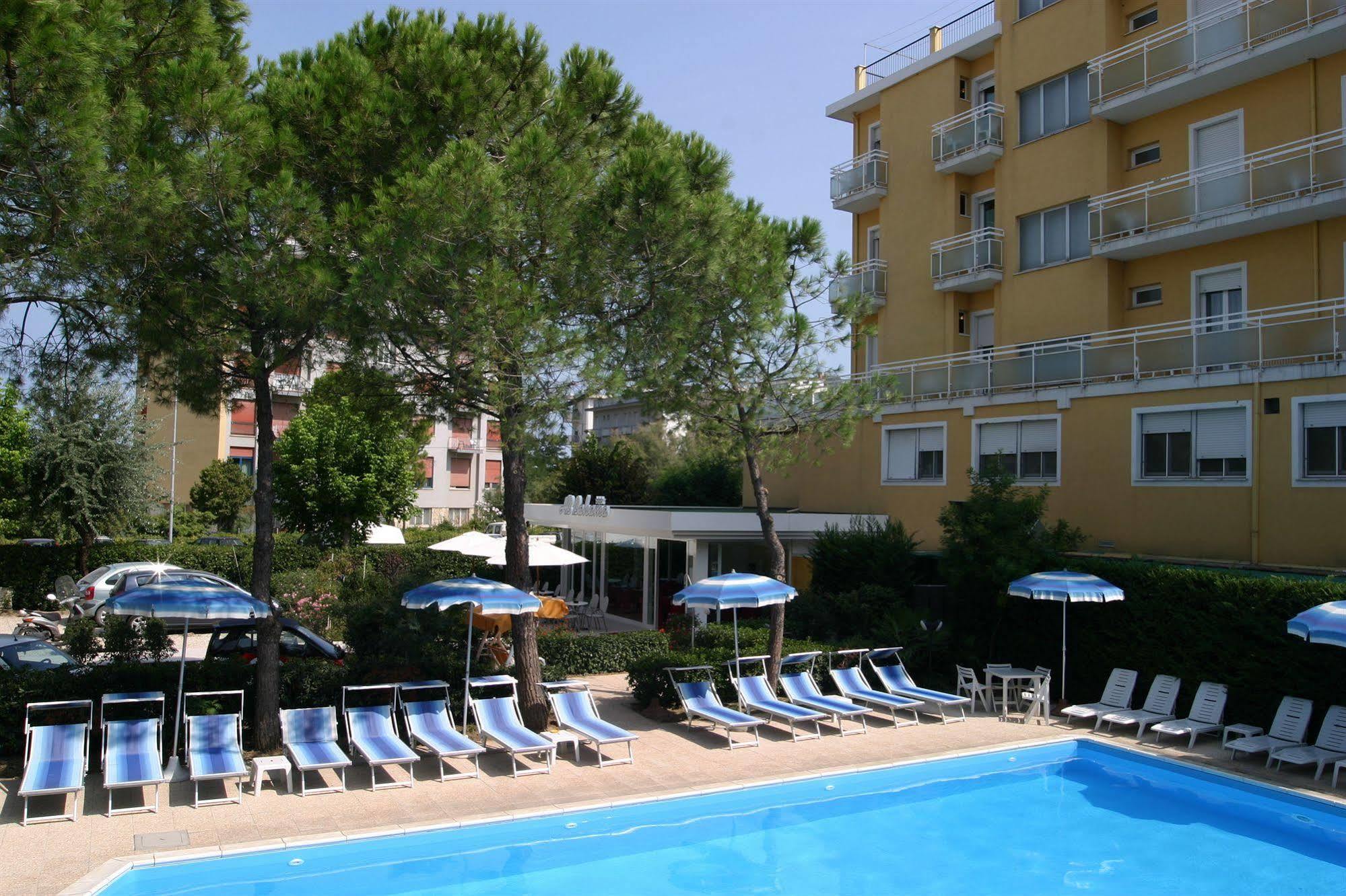 Hotel Bahama 3*