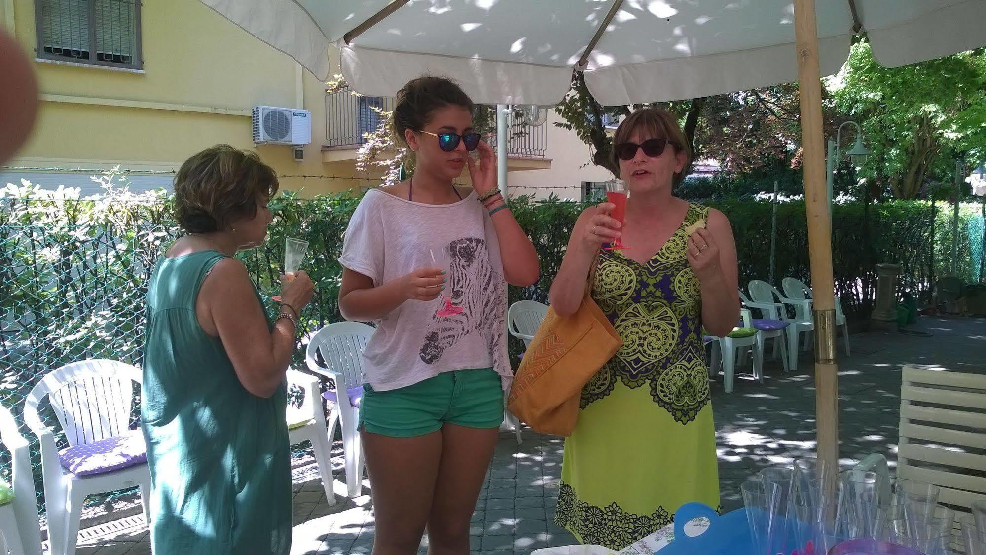 Hotel Capri 2*