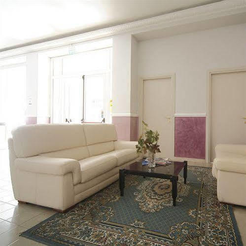 Hotel Telstar 3*