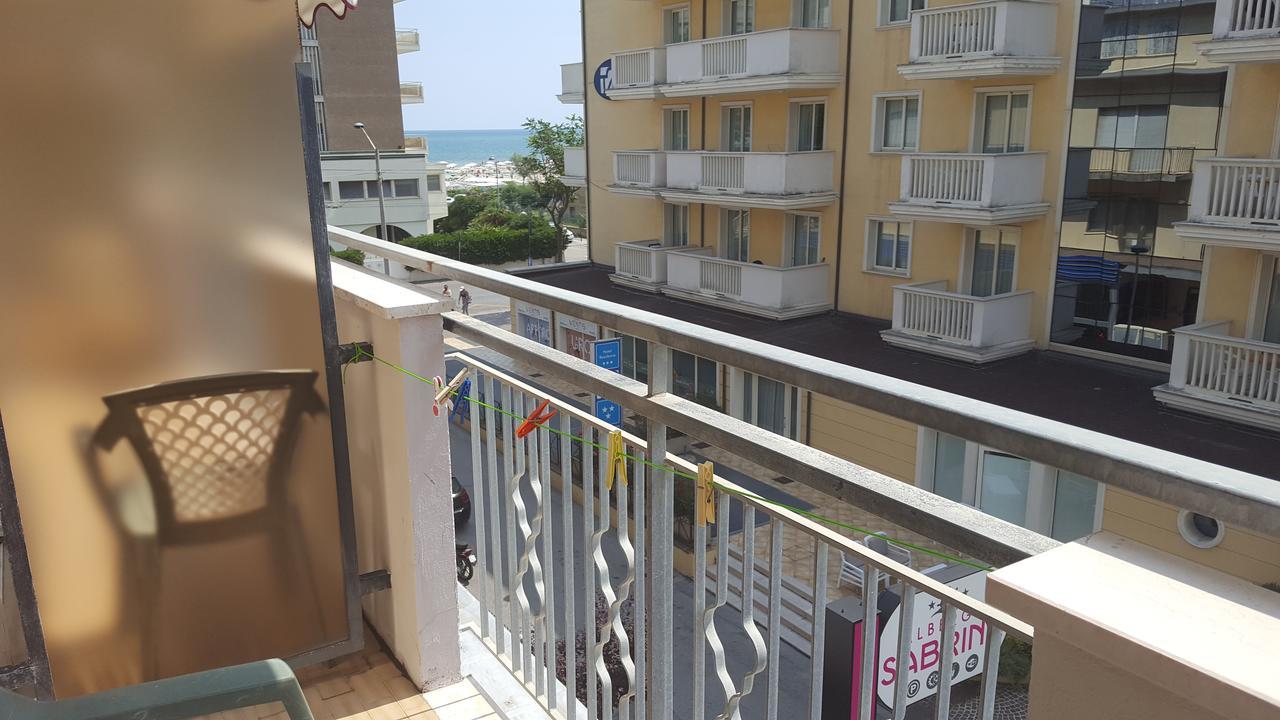 Sabrina Hotel 2*
