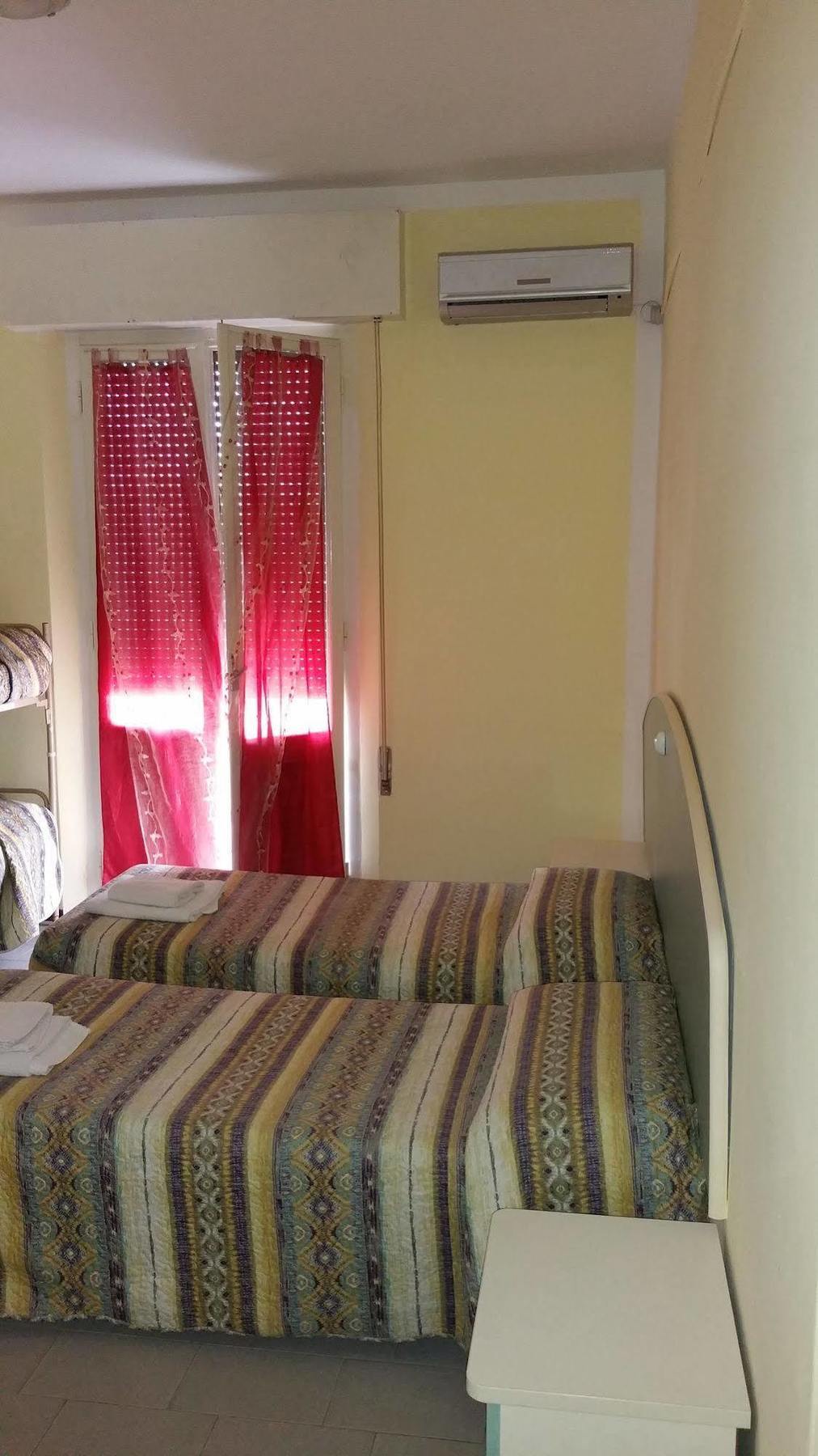 Lorena Hotel