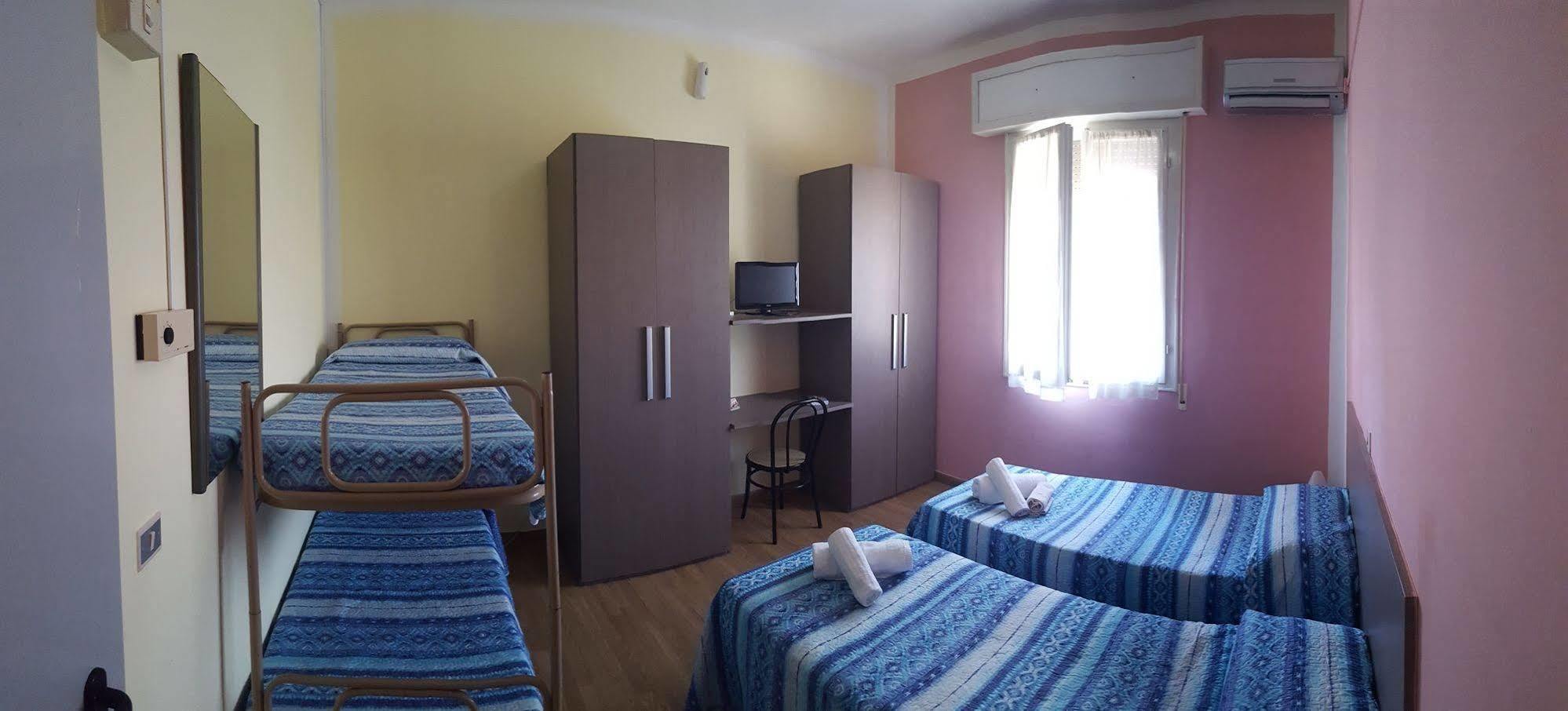 Lorena 2* Rimini