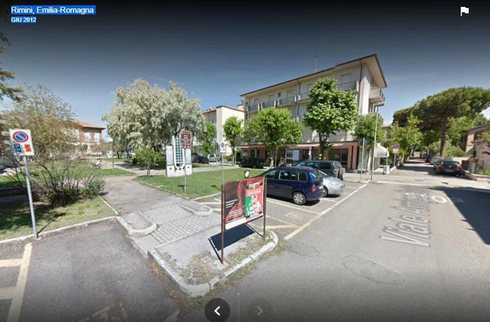 Rosy 3* Rimini