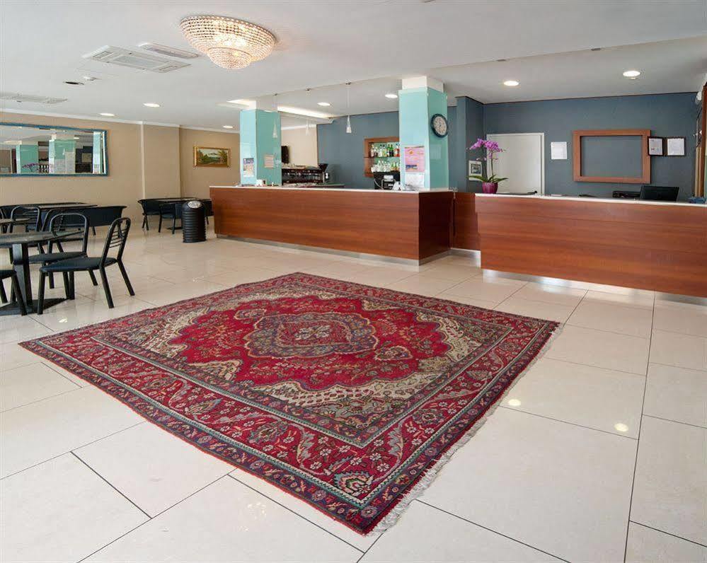 Boom Hotel 3*
