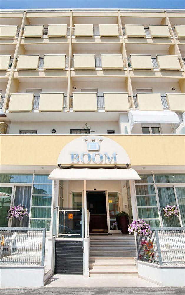 Boom Hotel