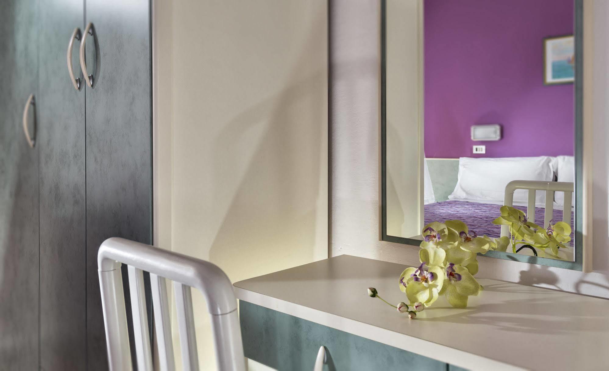 Hotel Sandra