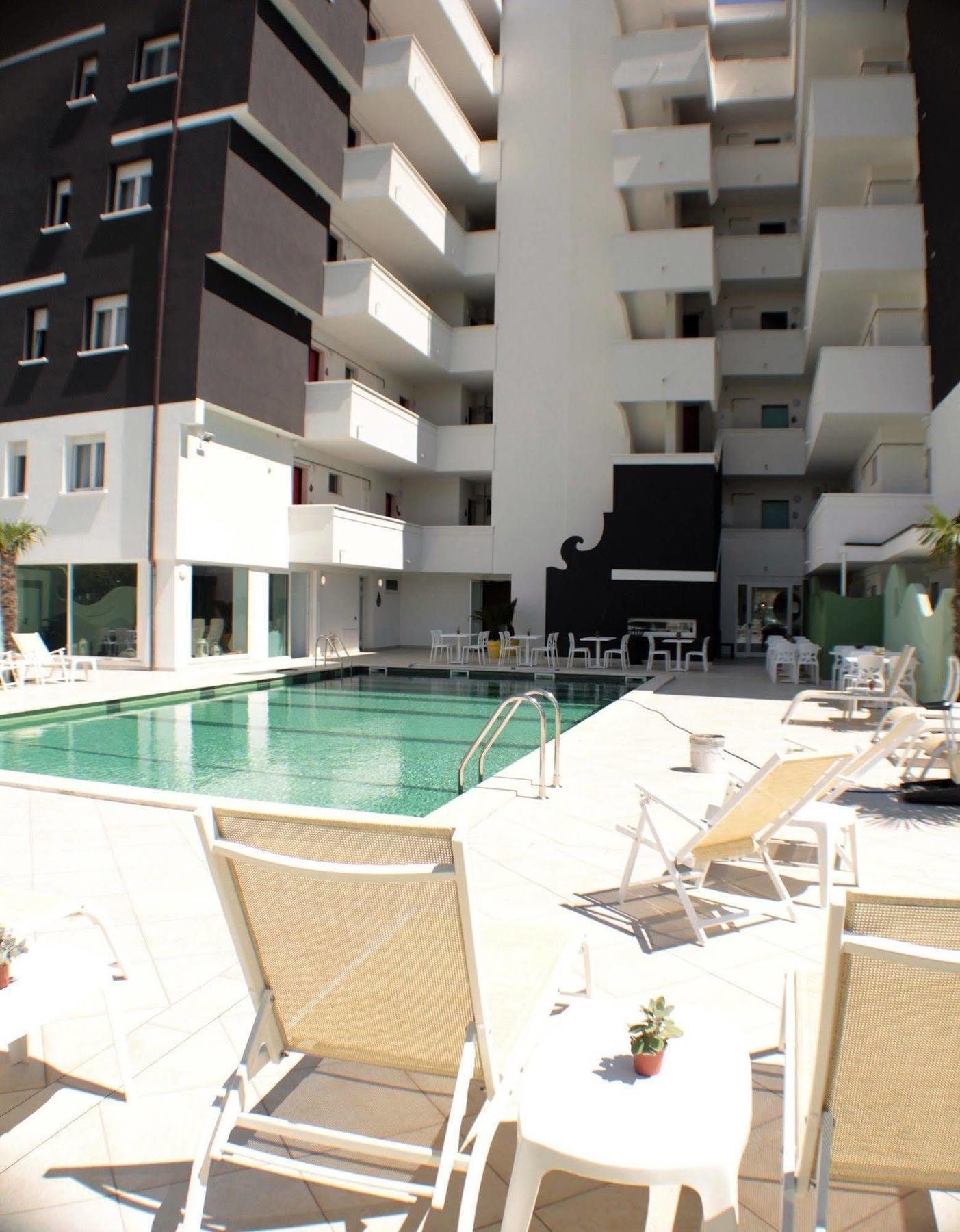 Nero D'avorio & Aparthotel 4*