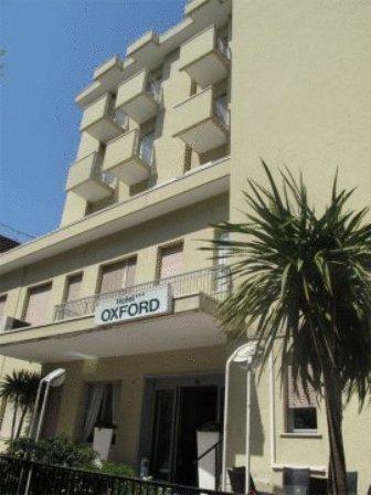 Hotel Oxford 3*