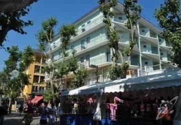 Hollywood 3* Rimini