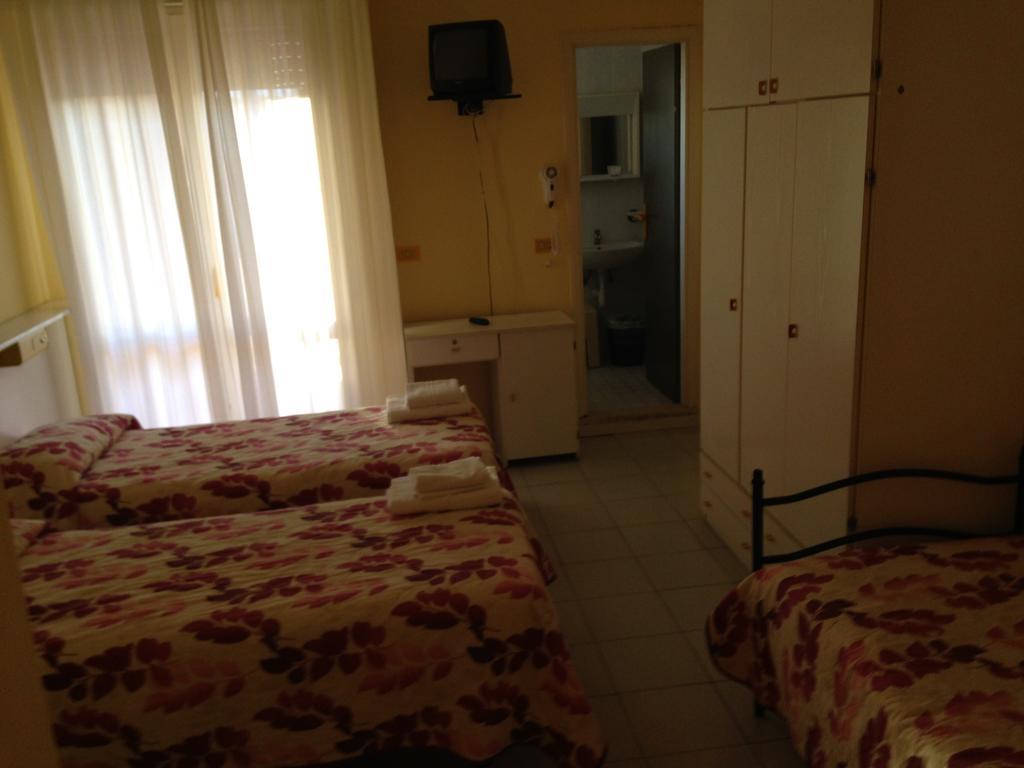 Hotel Aron