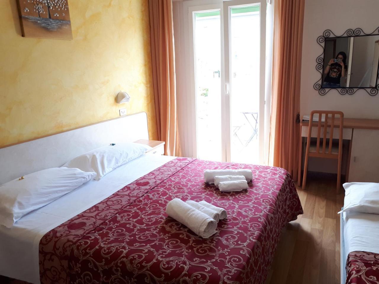 Hotel Ottavia 2*