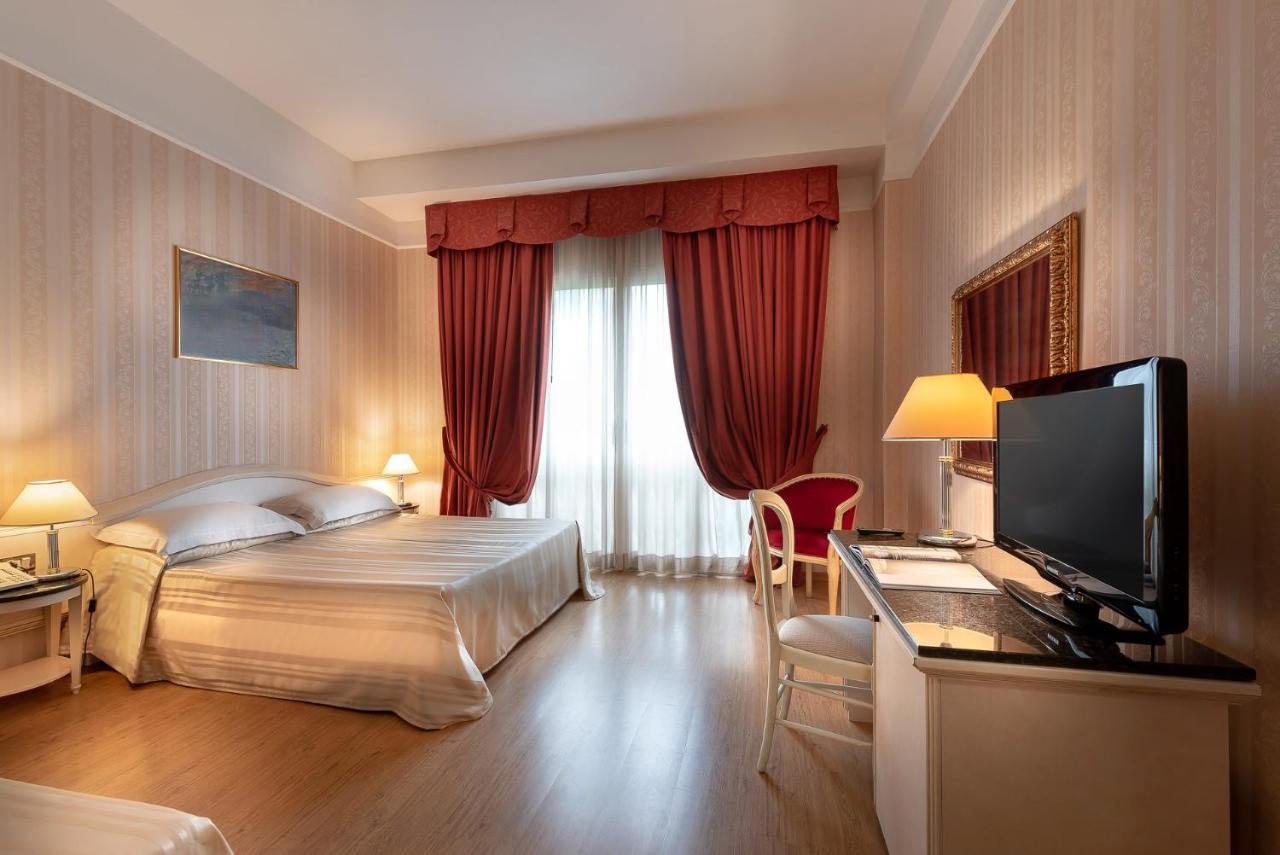 Hotel President