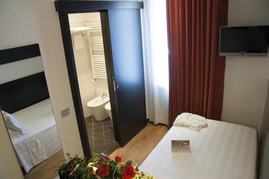 Card International Hotel 4*