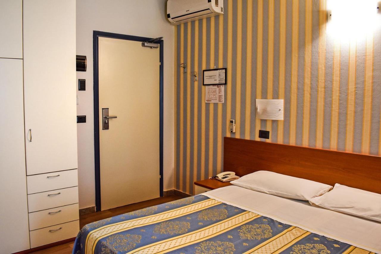 Dear 3* Rimini
