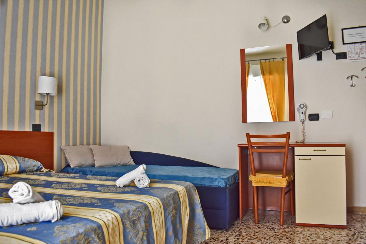 Dear Hotel 3*