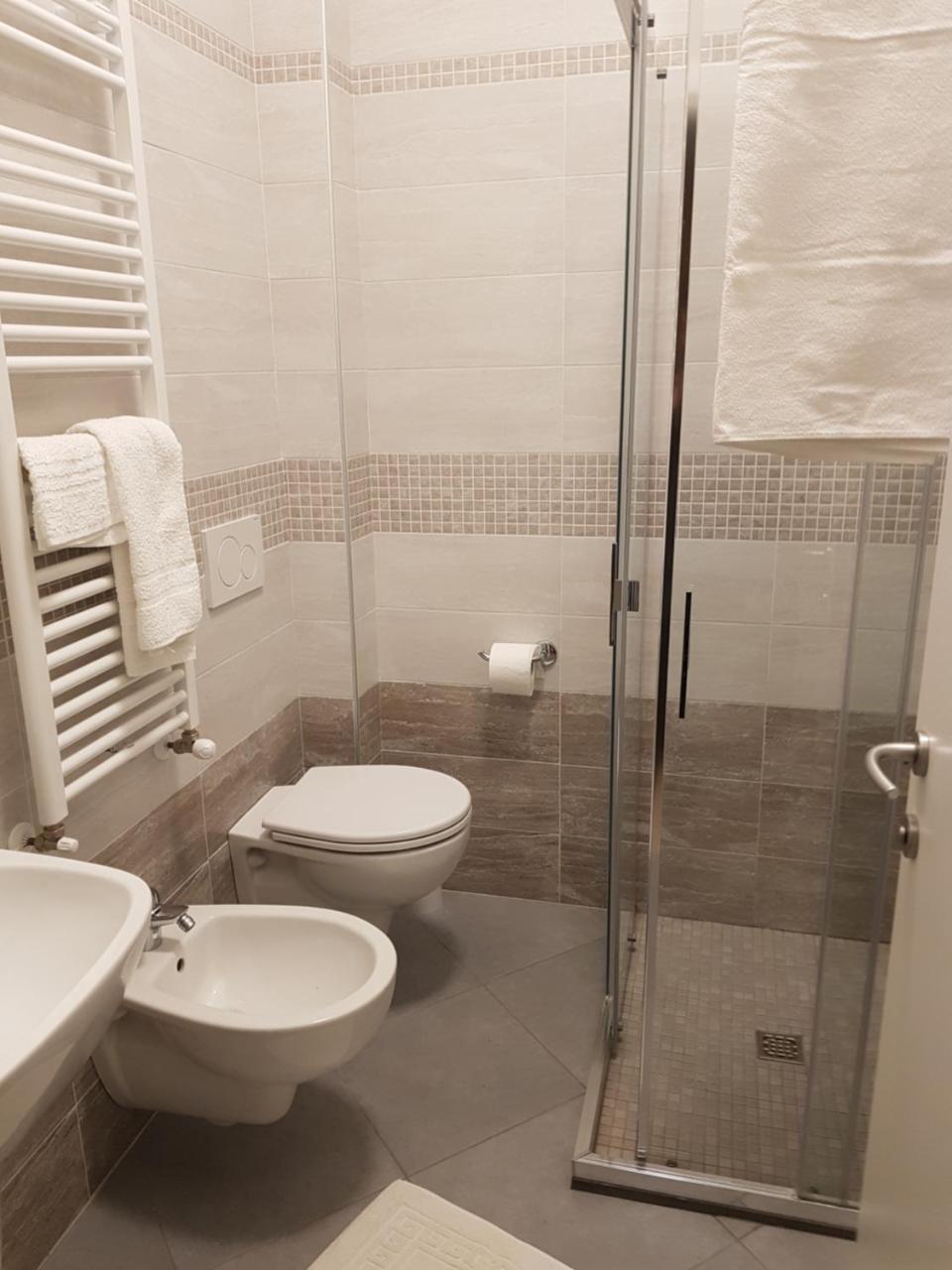De La Hotel 3*
