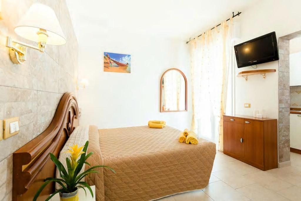 La Aparthotel 3*