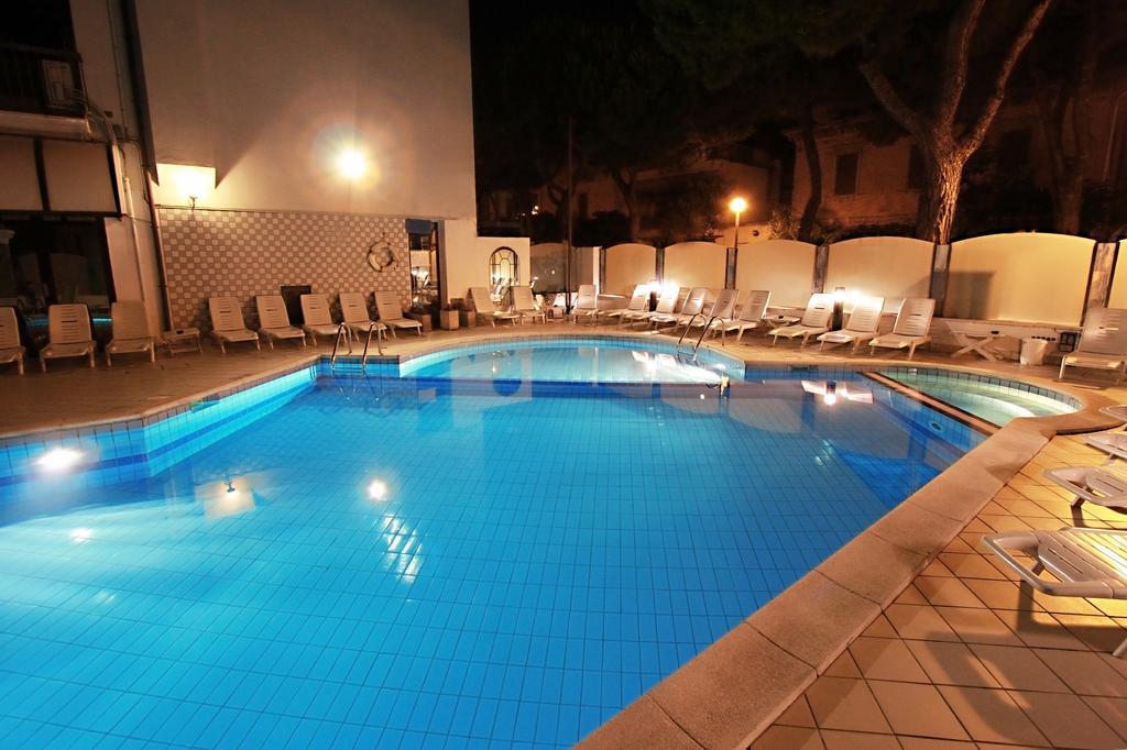 Hotel Atrium 3*