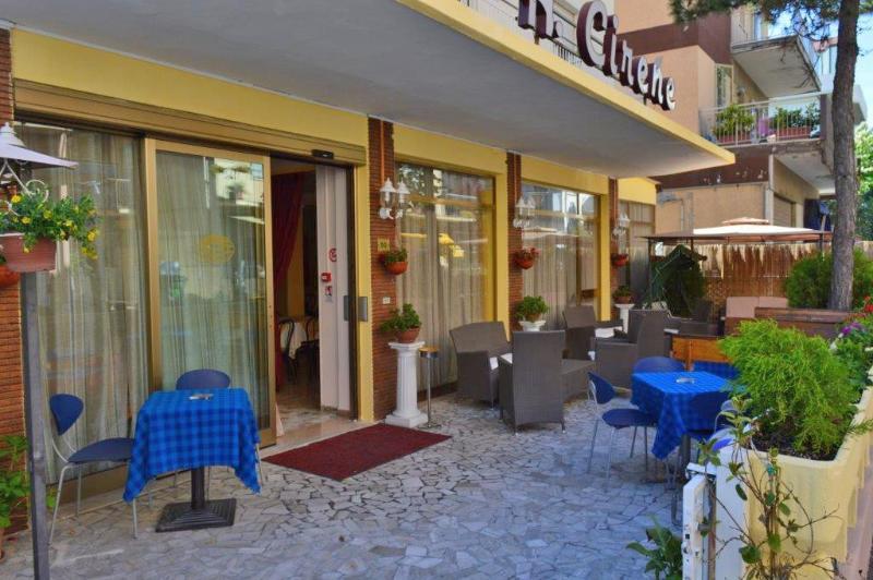 Hotel Cirene 3*