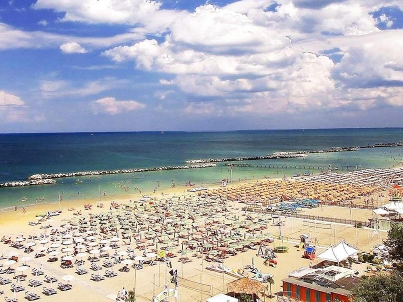 Iris 2* Rimini