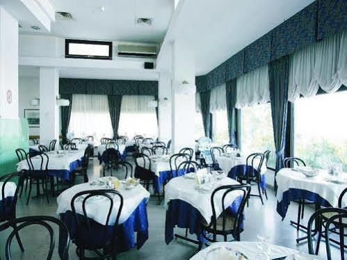 Grand Meeting 3* Rimini