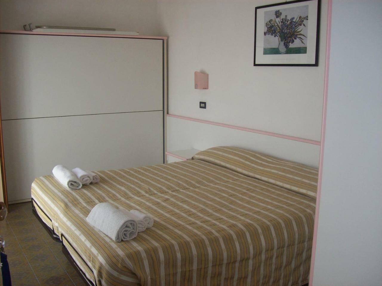 Rosy Hotel 3*