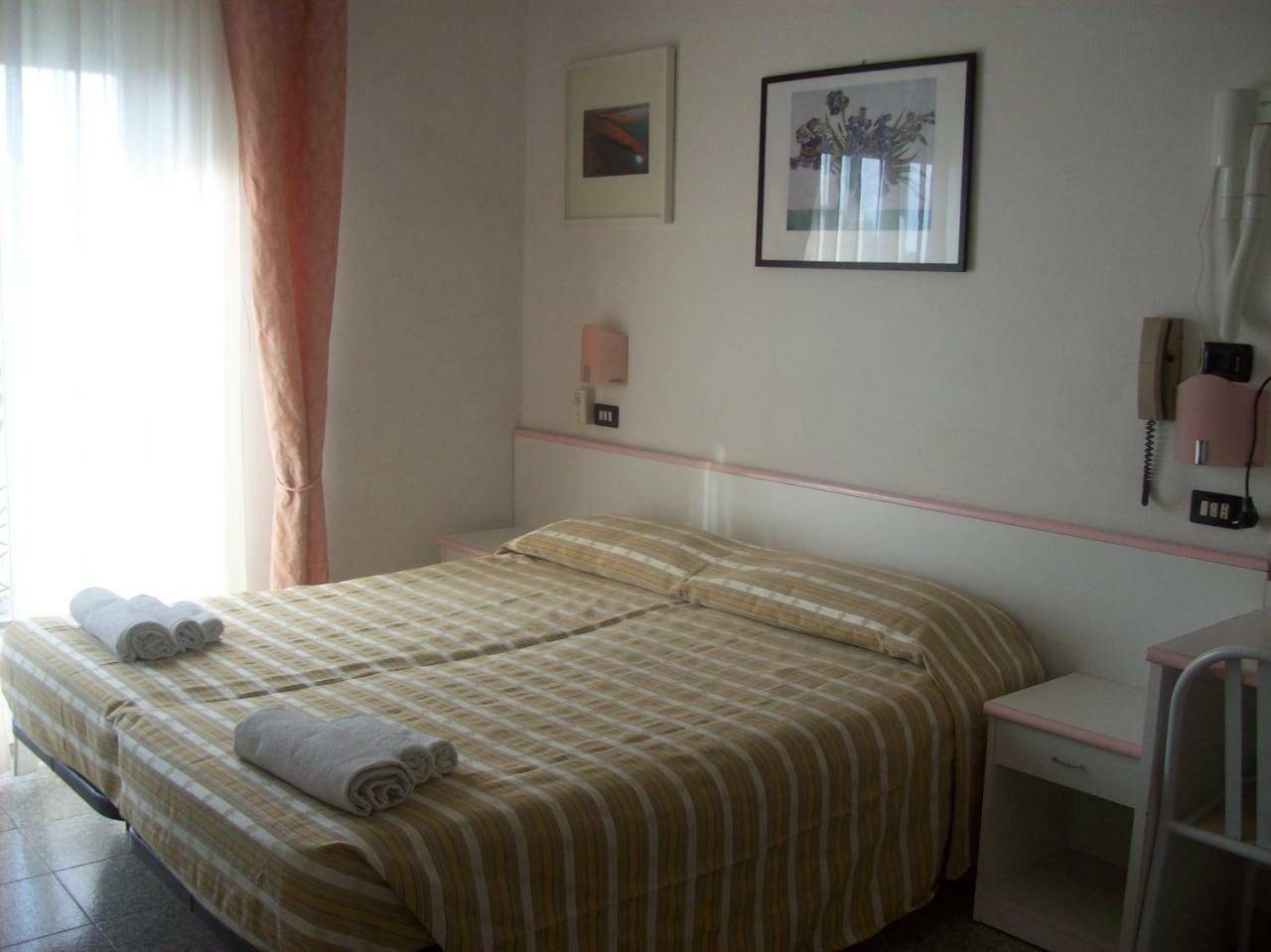 Hotel Rosy 3*