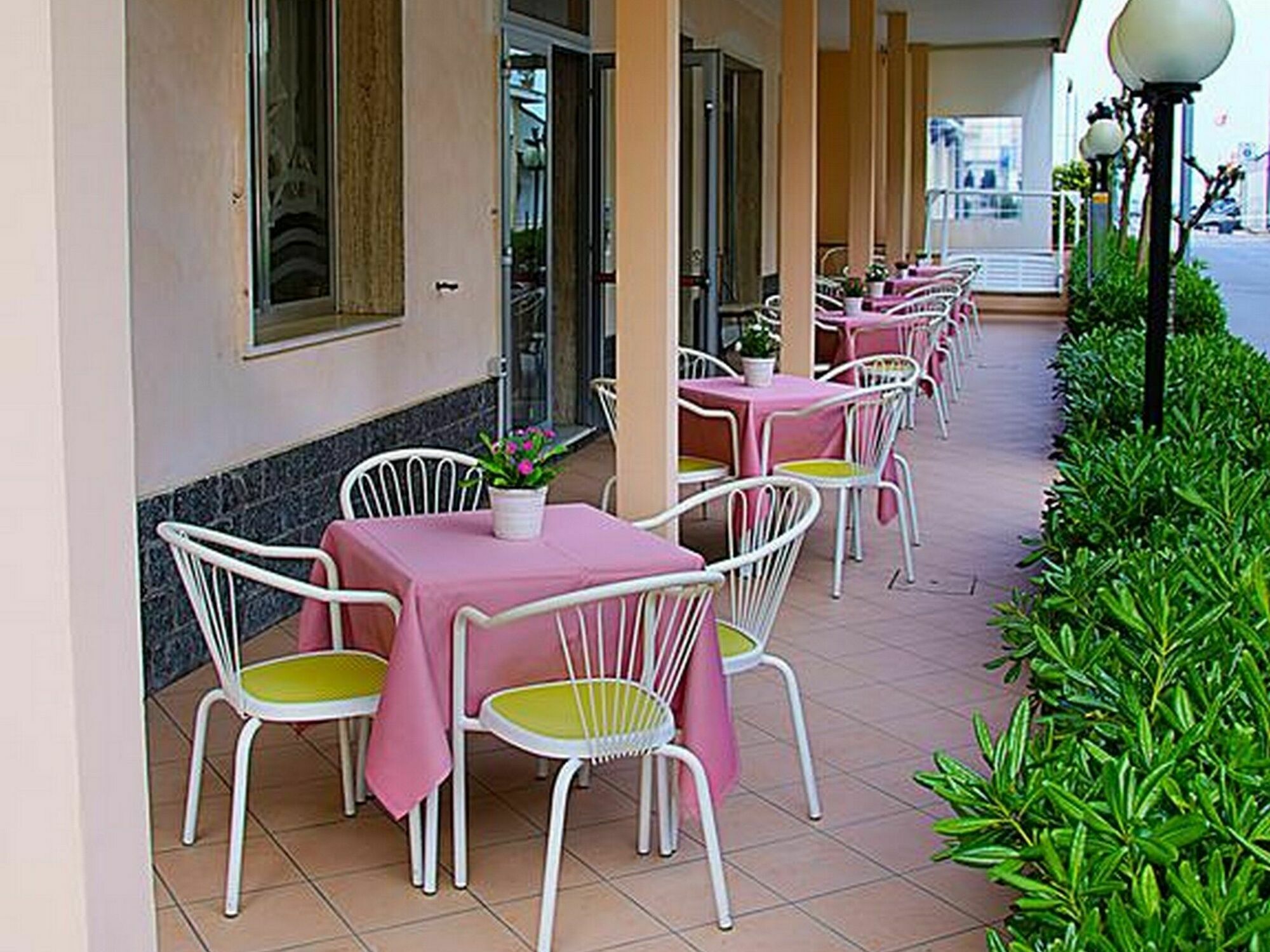 Hotel Iris