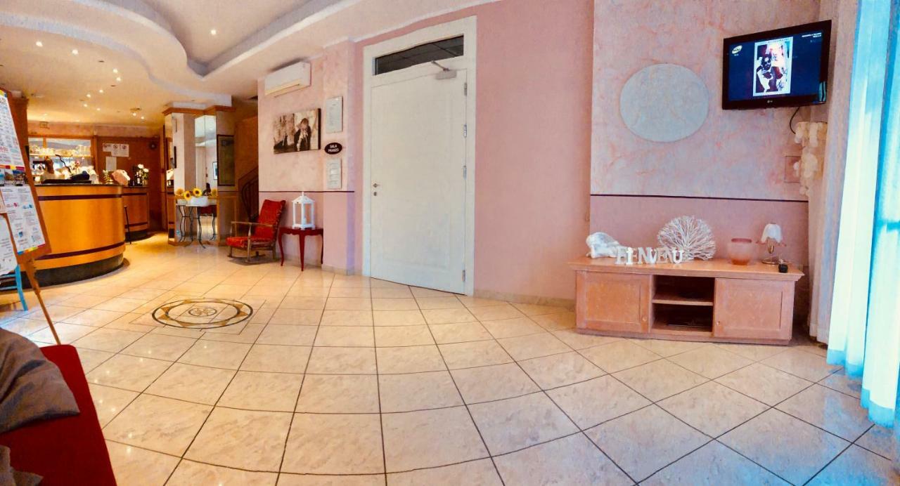 Lieta Hotel 3*