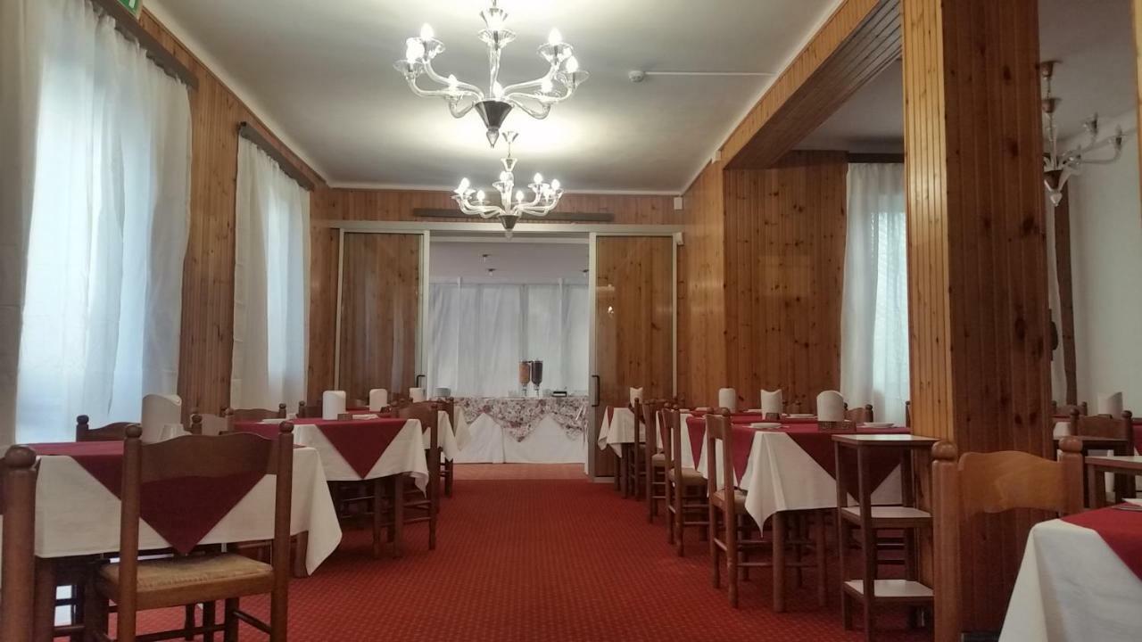 Manolita Hotel *