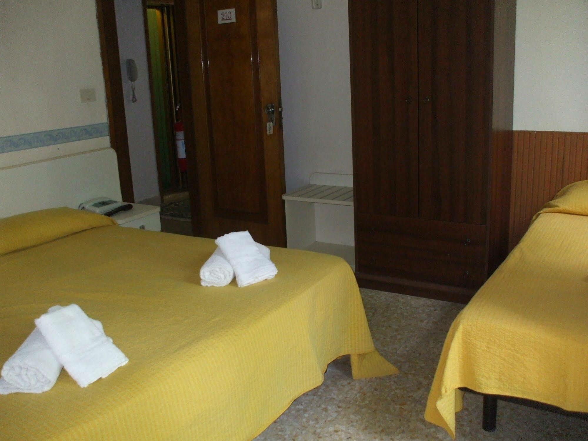 Hotel Alabama 3*