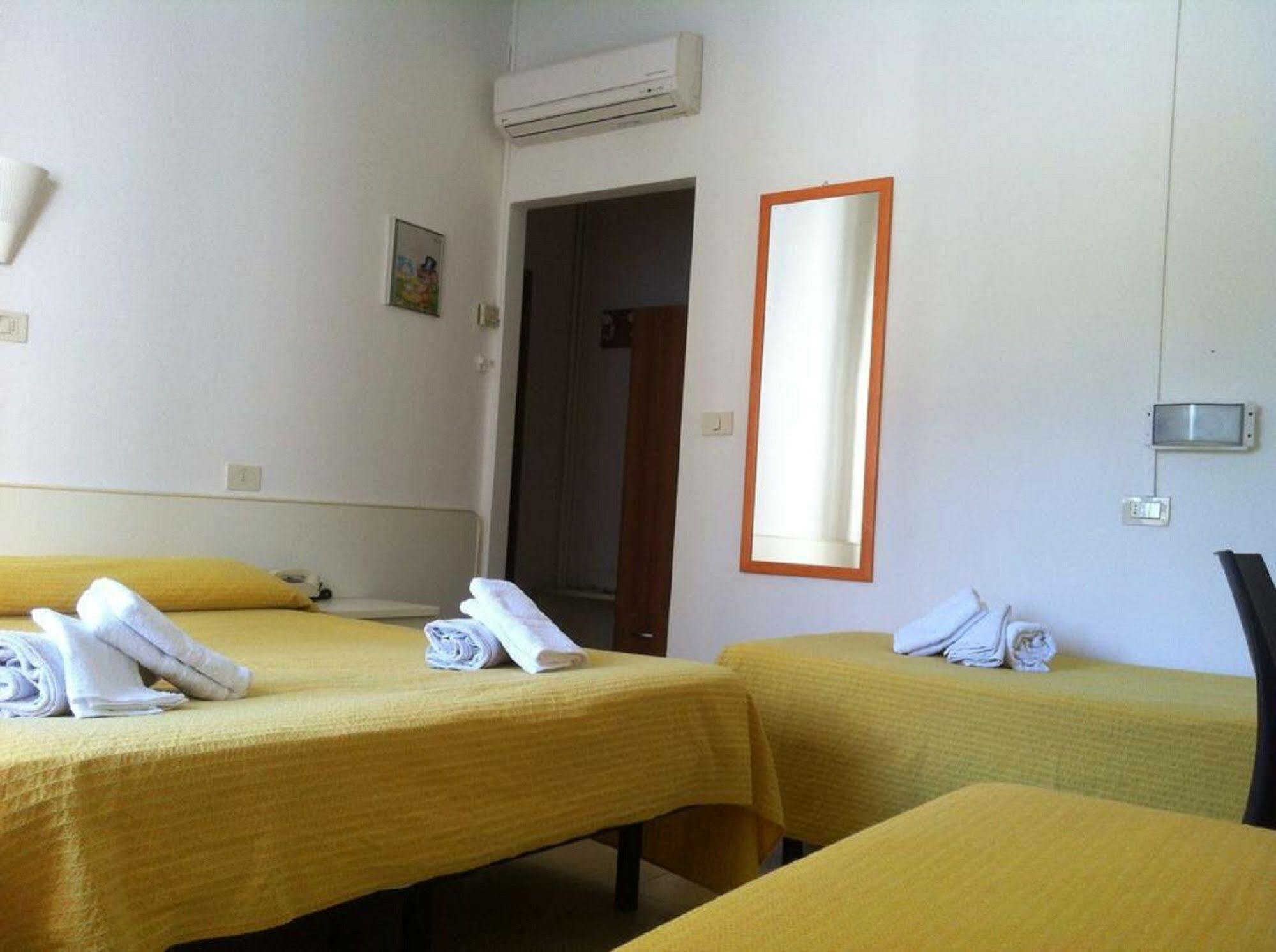 Alabama Hotel 3*