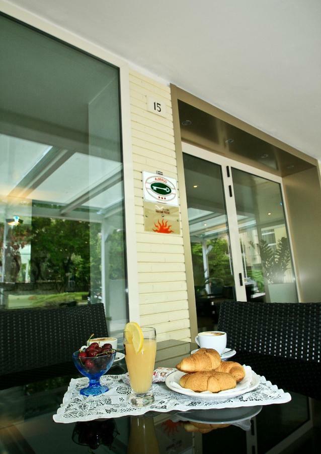 Vernel Hotel 3*