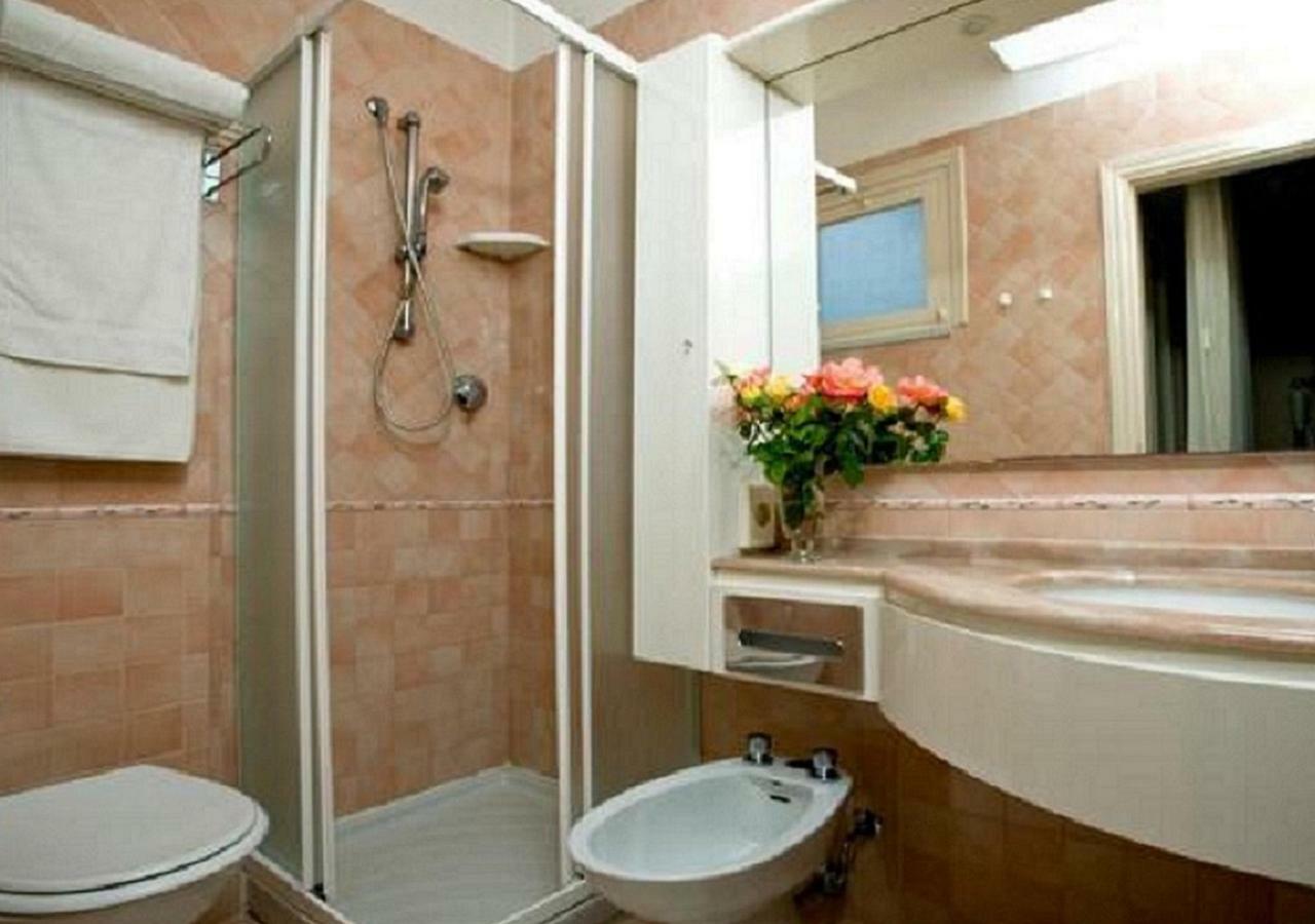 Hotel Ida 3*