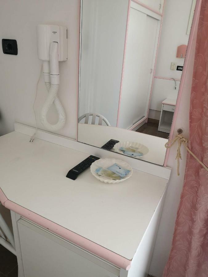 Hotel Rosy 3*