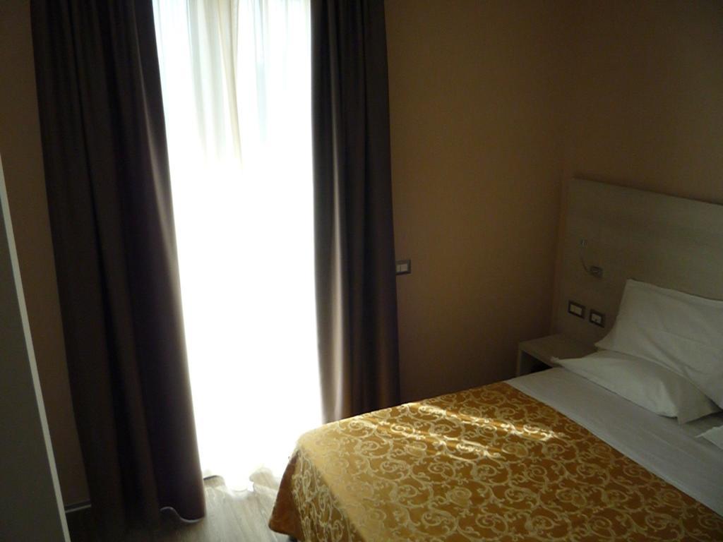 Hotel Aquila 2*