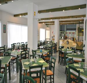 Aron Hotel 3*