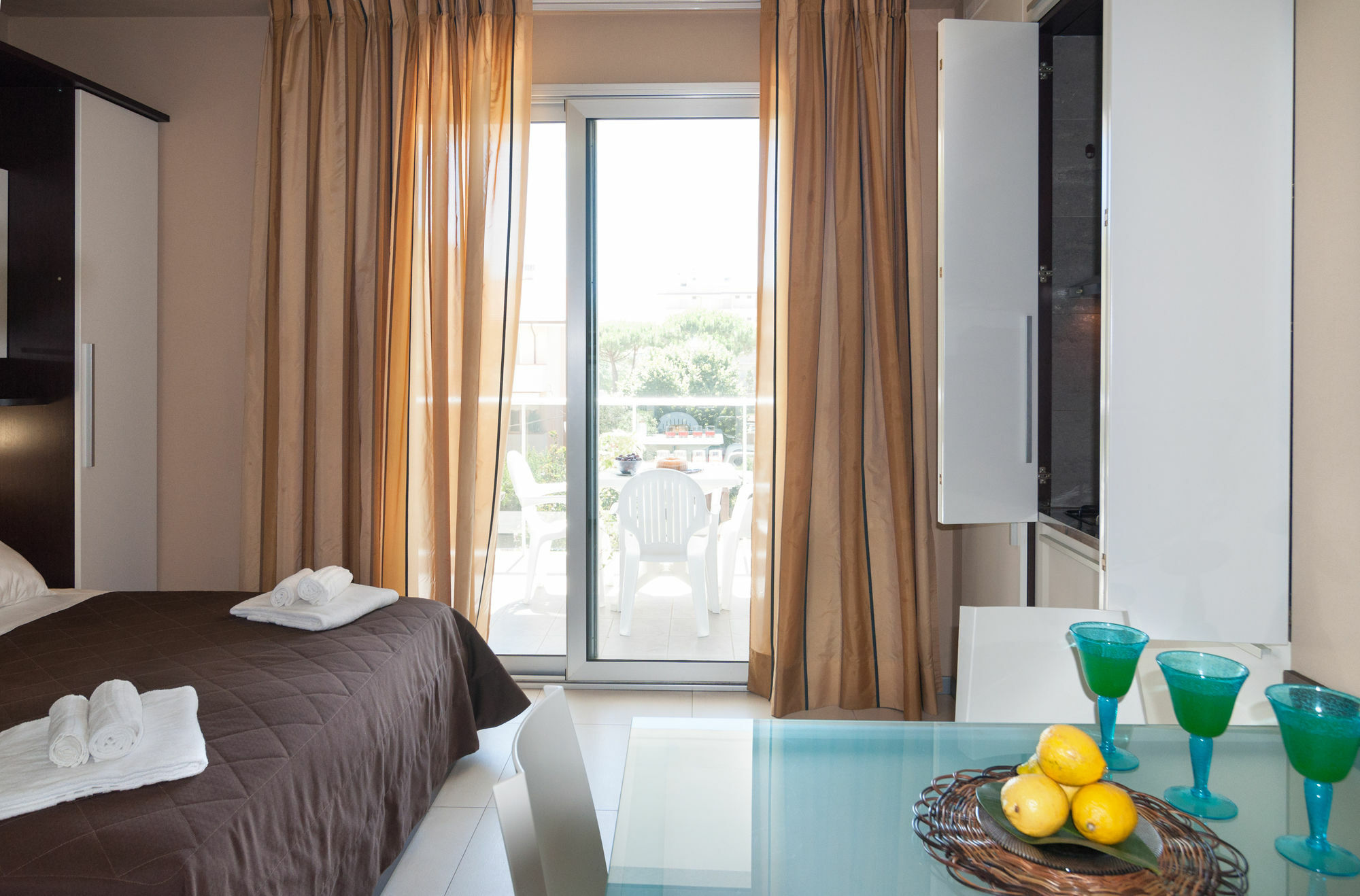 Sottovento Aparthotel 3*