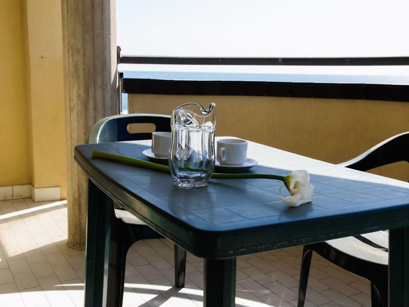Belvedere Vista - Seafront 2*