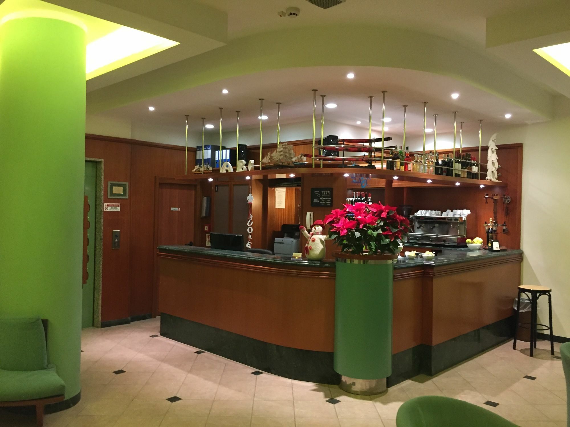 Hotel Abc 3*