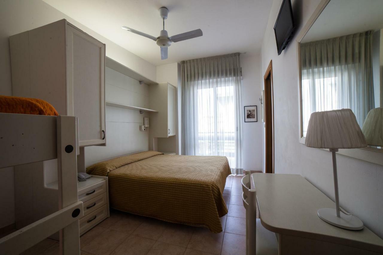 Plaza Hotel 3*