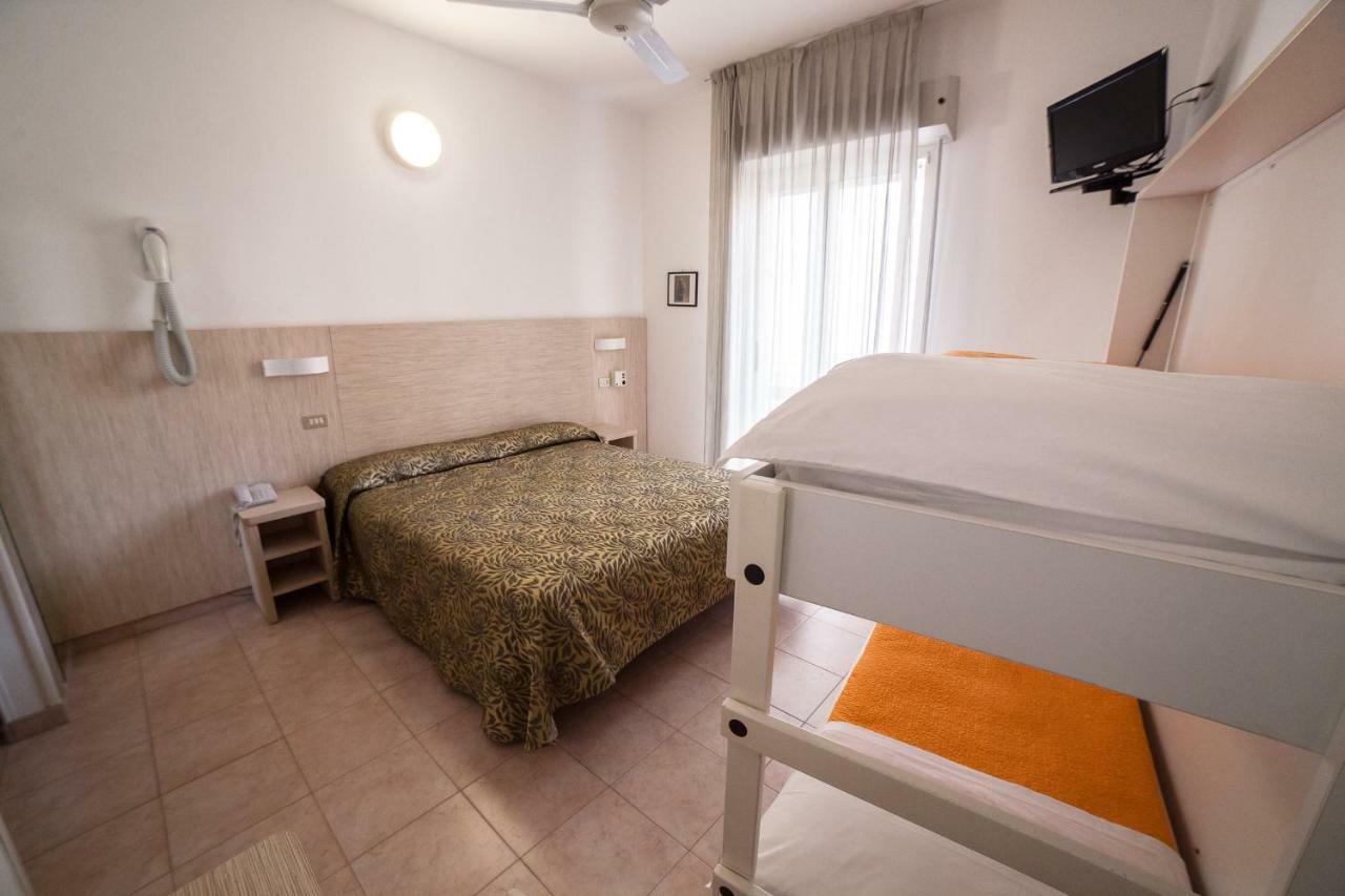 Plaza Hotel 3*