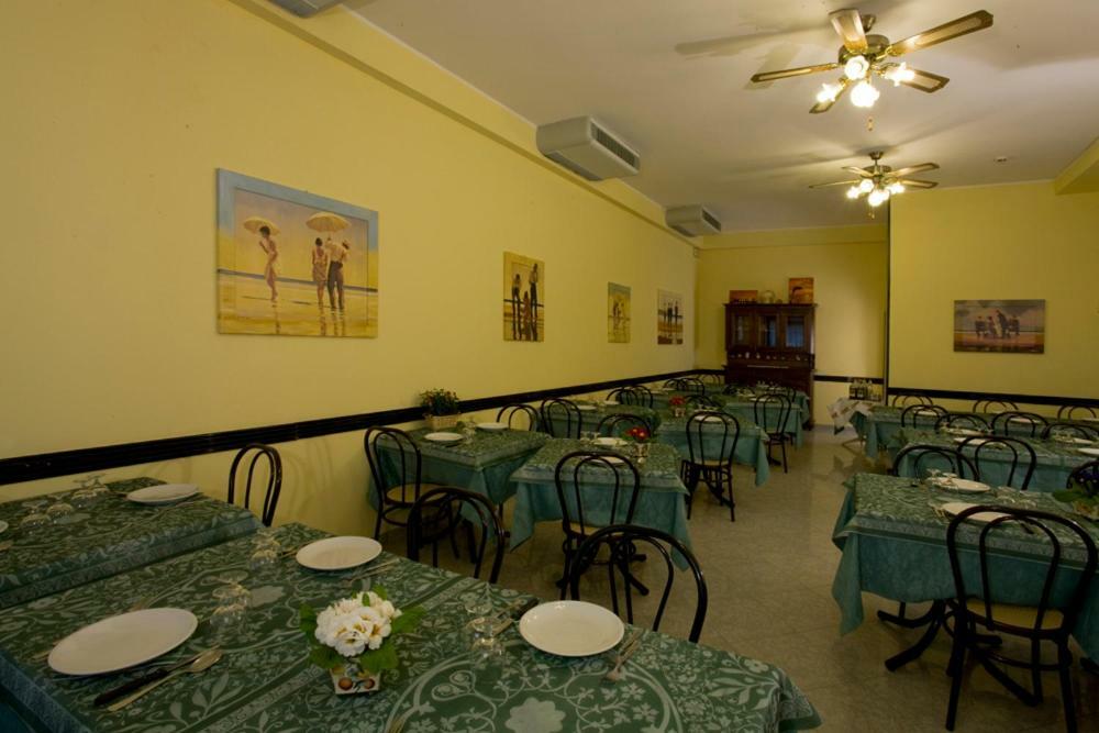 Andrea's 3*