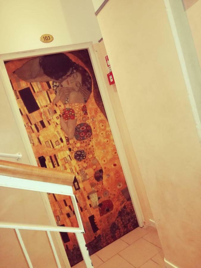 Maria Grazia Aparthotel 3*
