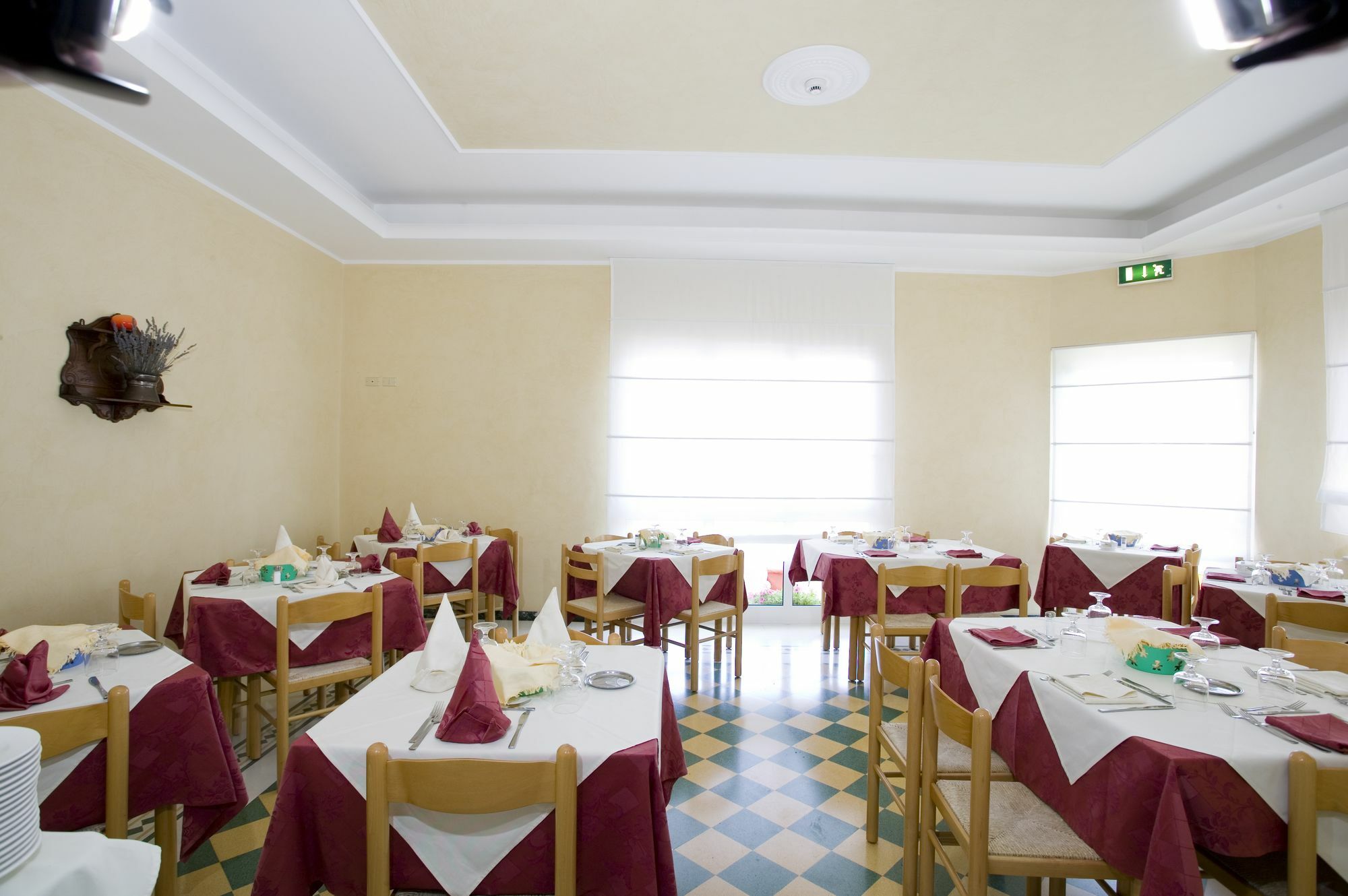 Mauri Hotel