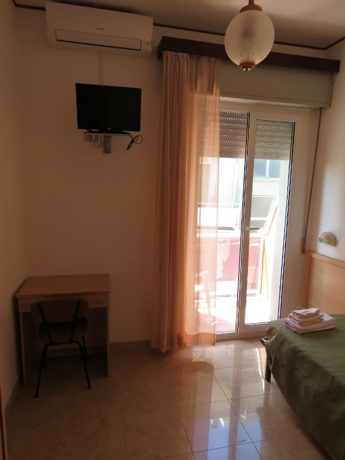 Hotel Cliff 3*