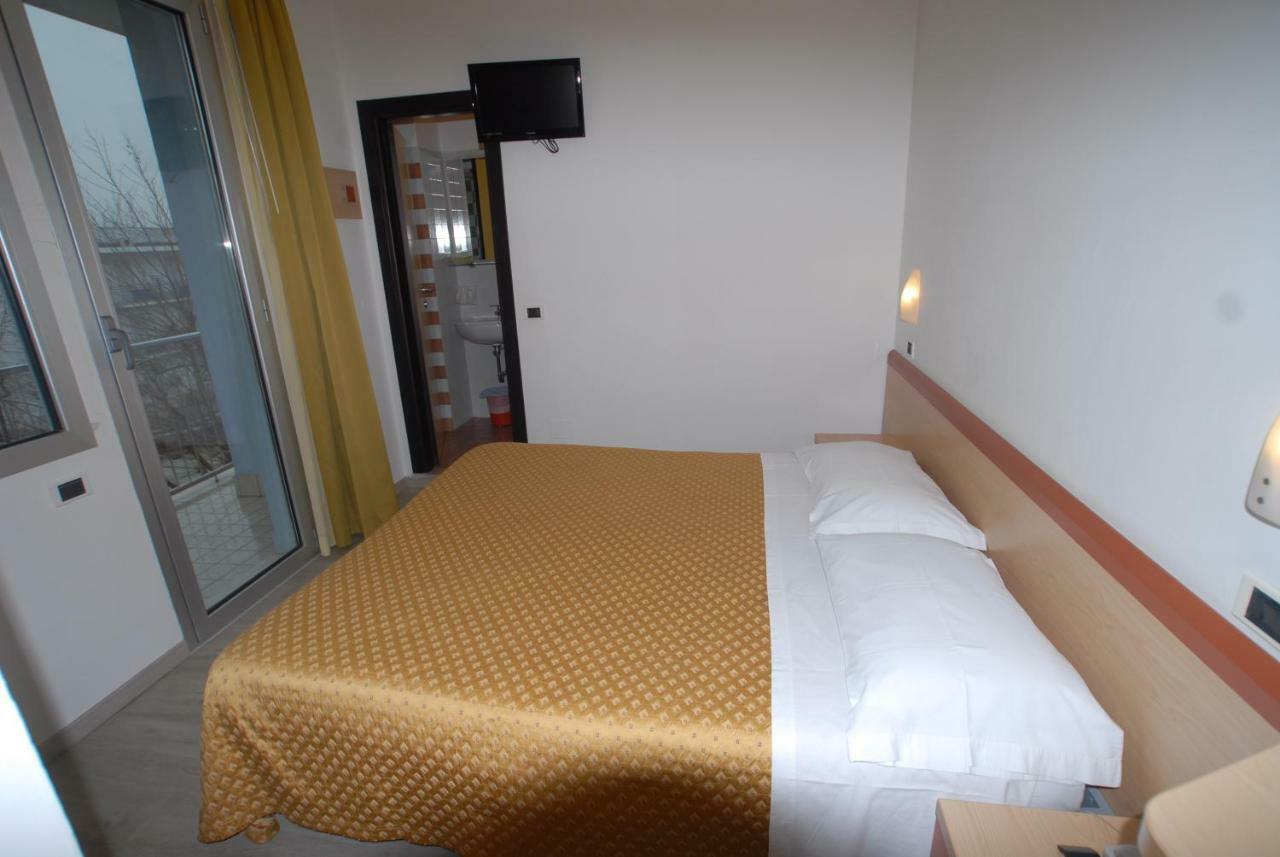 Tilmar Hotel 3*