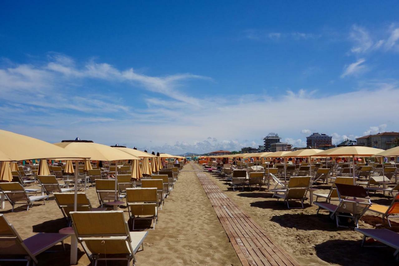 100mt Dal Mare Rimini