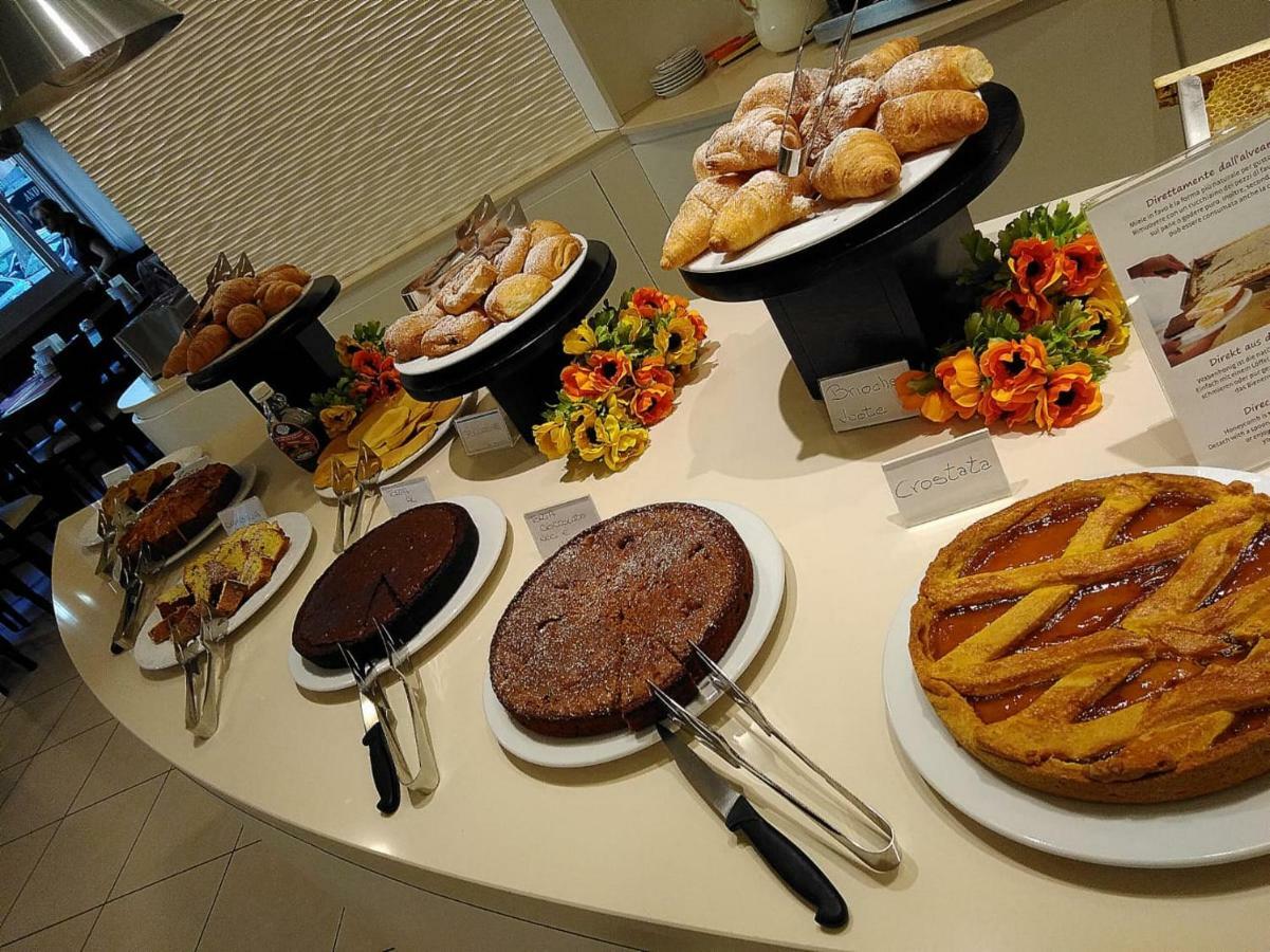 Ombretta Mare 3* Rimini